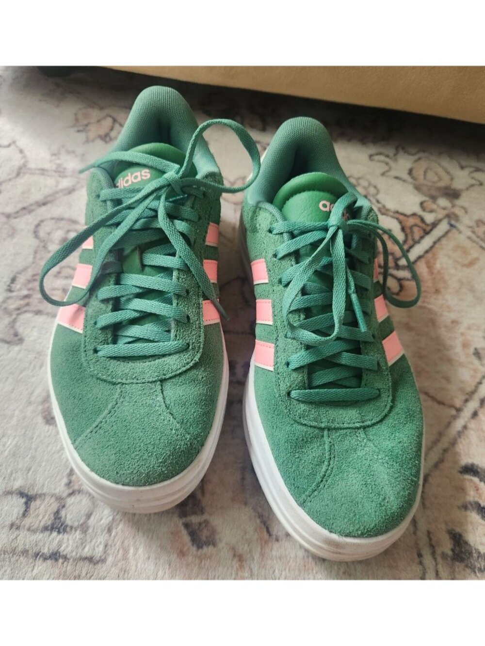 Adidas Women's Sz. 7.5 VL Court Bold Athletic Sneakers In Green/Pink - Picture 2 of 7
